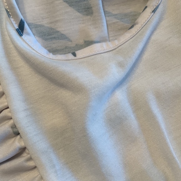 Sleeveless Ruffled Top, size 2XL, white and bluish/green NWT - Picture 13 of 14